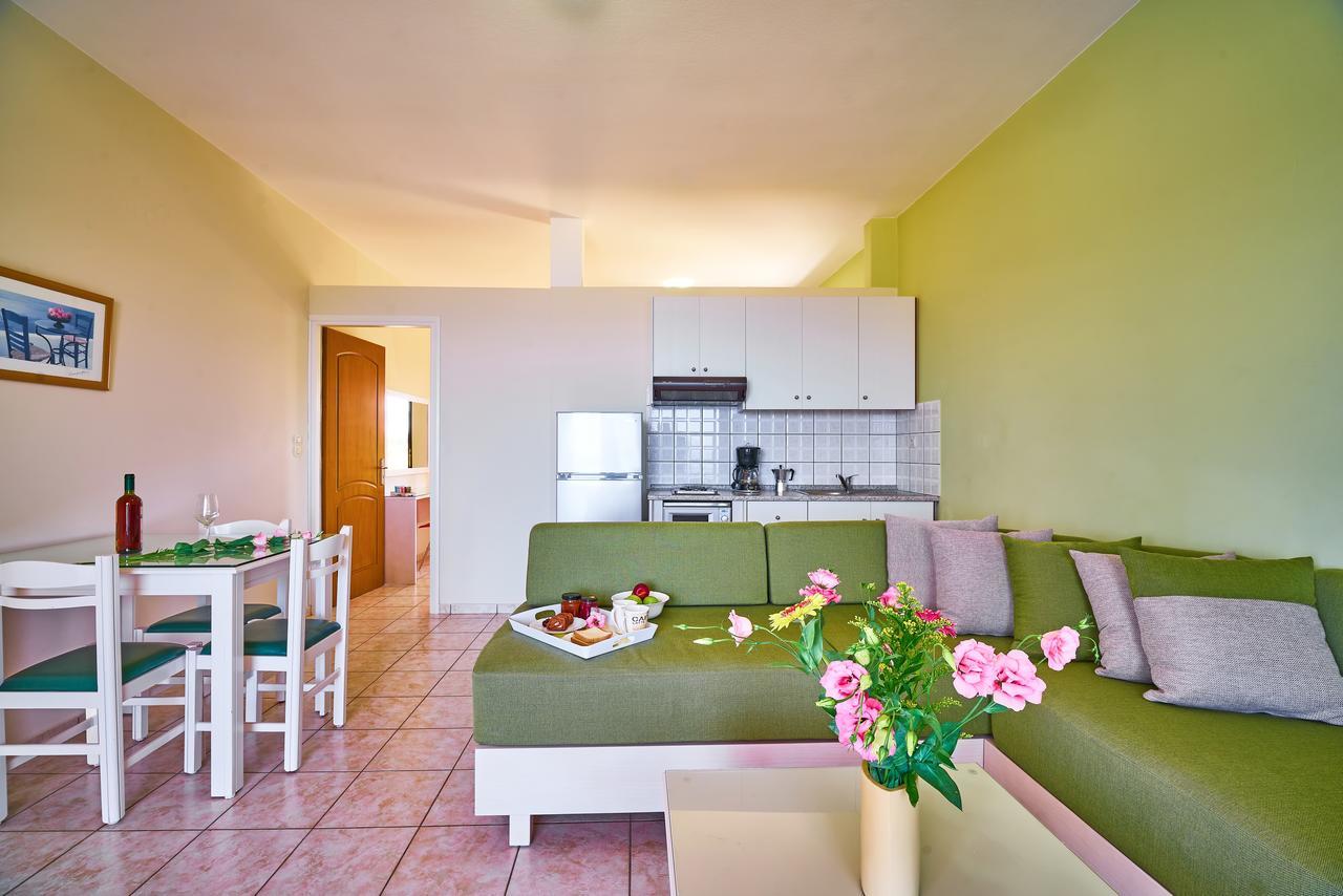 Nanakis Beach Apartments Stavrós Exterior foto
